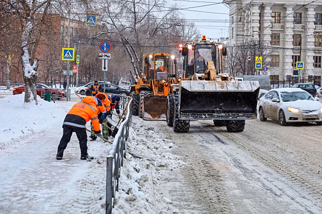 В Самаре усилены расчистка снега и противогололедная обработка