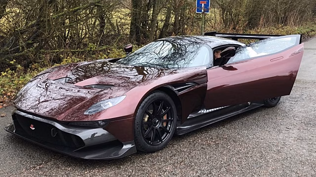 Aston Martin Vulcan приспособили для дорог общего пользования