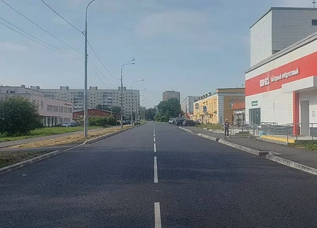 В Петродворцовом районе обновили дорожное полотно на пяти улицах