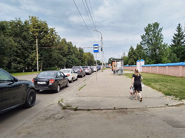 В Орле пятый день километровые очереди на АЗС