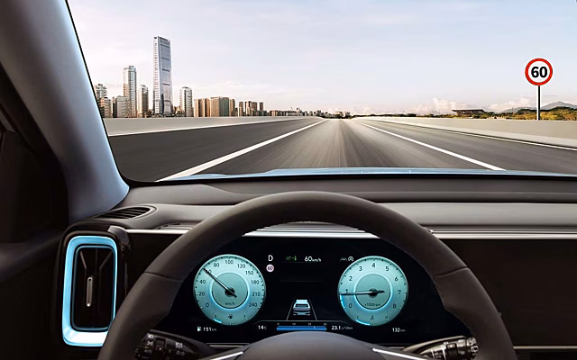 В Россию привезли партию доступных кроссоверов Hyundai: известна цена