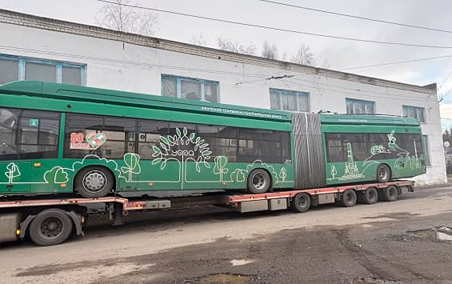 На улицы Курска вышел тестовый троллейбус Горожанин гармошка