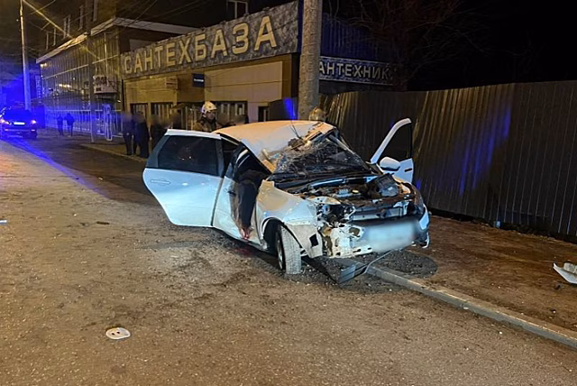 Жуткая ночная авария унесла жизнь молодой астраханки
