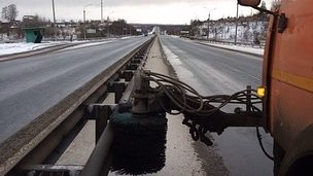          На подходе к Новому мосту появятся новые светильники       