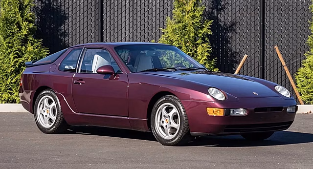 Команда дизайнеров Porsche попала в фиолетовую полосу, когда создавала этот 8-километровый Amethyst 968