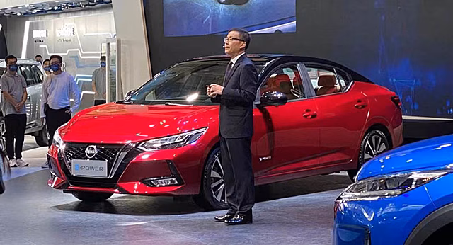 Nissan официально представила седан Sylphy с гибридной силовой установкой e-Power