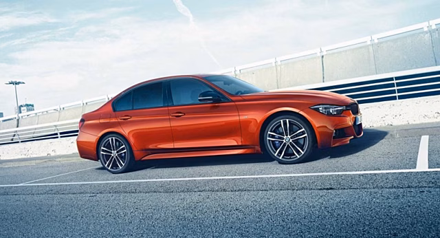 Обновленный универсал BMW 3-Series показан на шпионских фото