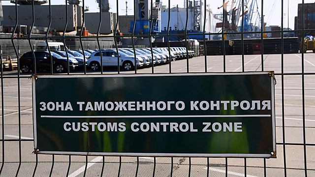 Растаможка автомобиля в 2026 году: как рассчитать все платежи
