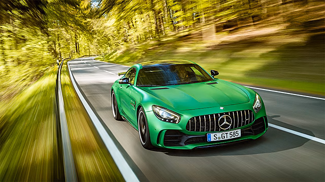 Трековый Mercedes-AMG GT получил полноуправляемое шасси