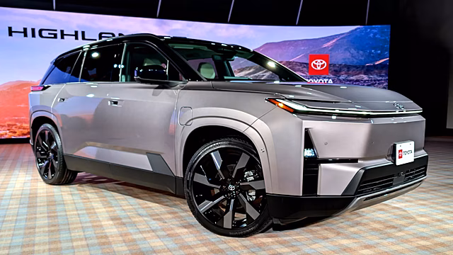 Toyota Highlander сменил концепцию: теперь это электромобиль