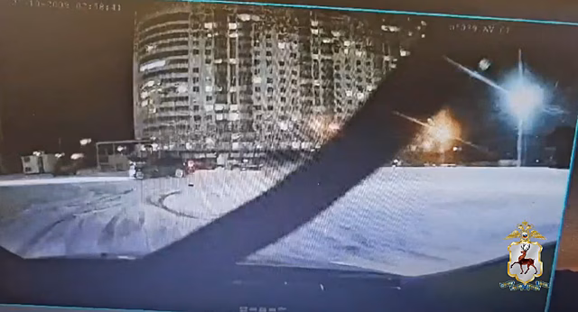 Полиция оштрафовала водителей за ночной дрифт у ТЦ в Нижнем Новгороде
