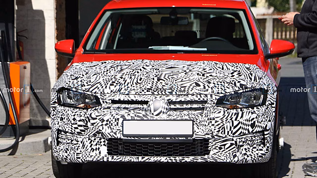 Следующее поколение Skoda Fabia Early Mule замаскировано под VW Polo
