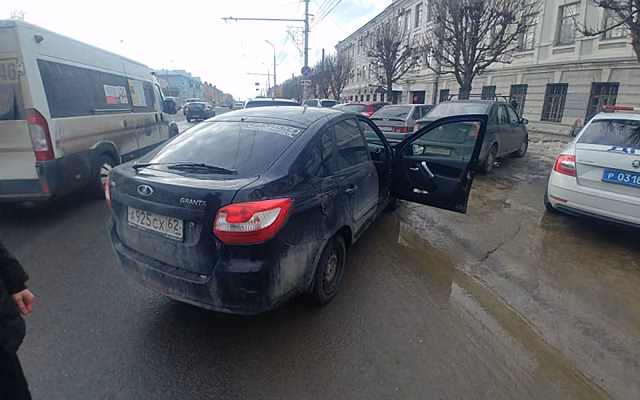 В Рязани во время рейда по тонировке полицейские выявили 20 нарушителей