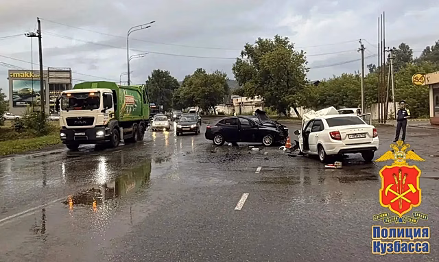 Сразу пять человек пострадали в ДТП в Кузбассе