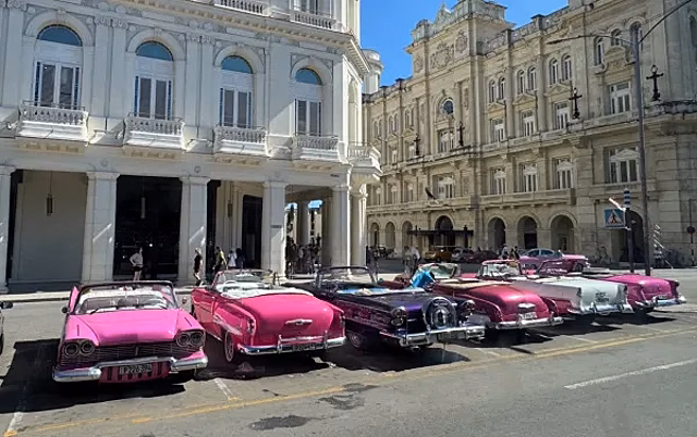 В Самаре на продажу выставили Packard Caribbean за 21 млн рублей