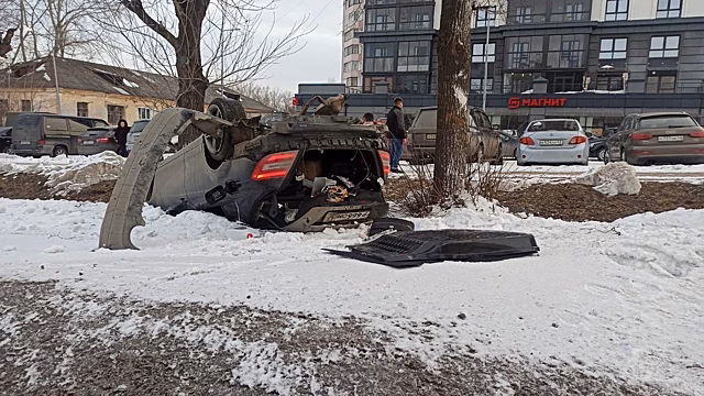 В Кирове в ДТП с автобусом погибли два человека