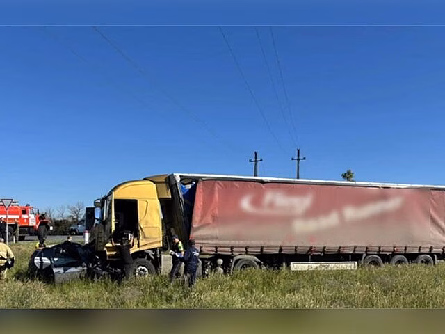 Два человека погибли в ДТП с грузовиком в Самарской области