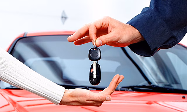  		 			Около 40% жителей Санкт-Петербурга собираются купить автомобиль в 2021-ом году 		 	