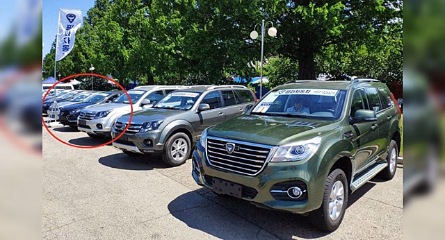 Перелицованный Lada Xray заметили в Северной Корее