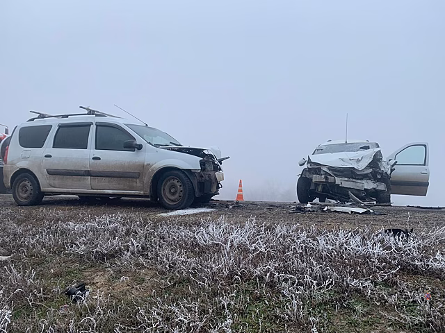 Автомобиль УФСИН попал в аварию, пострадали шесть человек