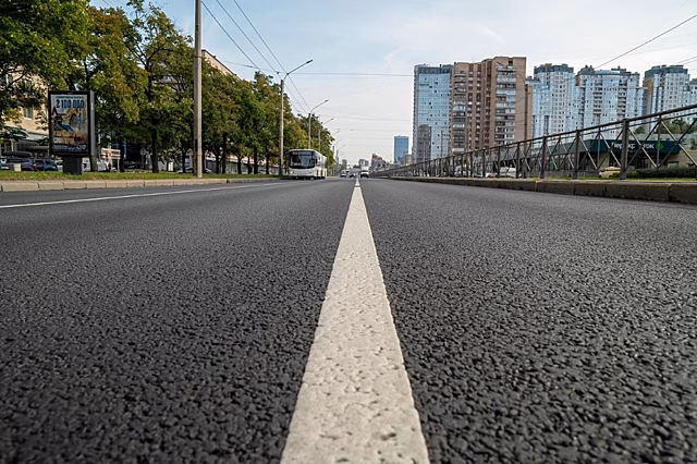 В Петербурге по нацпроекту отремонтировали участок Ленинского проспекта
