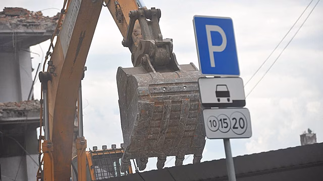 СМИ: Мэрия Хабаровска без решения суда сносит старейший рынок города