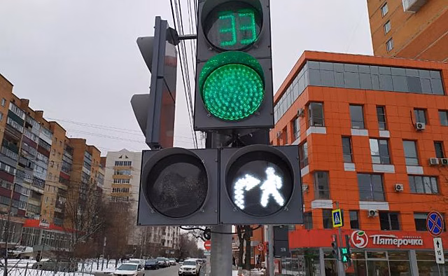 В Курске в 2023 году модернизировали 42 светофора
