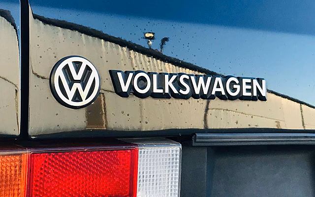 Volkswagen планирует избавиться от дешевого пластика в своих автомобилях