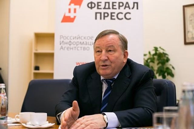 Александр Карлин даст оценку правительственной модели управления Алтайского края