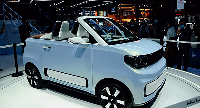 Wuling создал кабриолет на базе Hongguang Mini EV