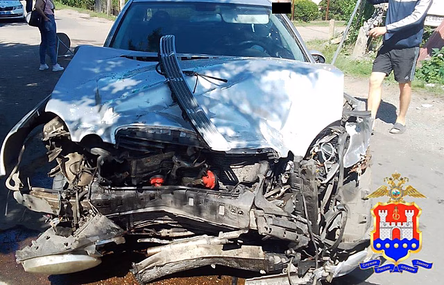 В Калининграде полиция выясняет обстоятельства аварии на улице Айвазовского