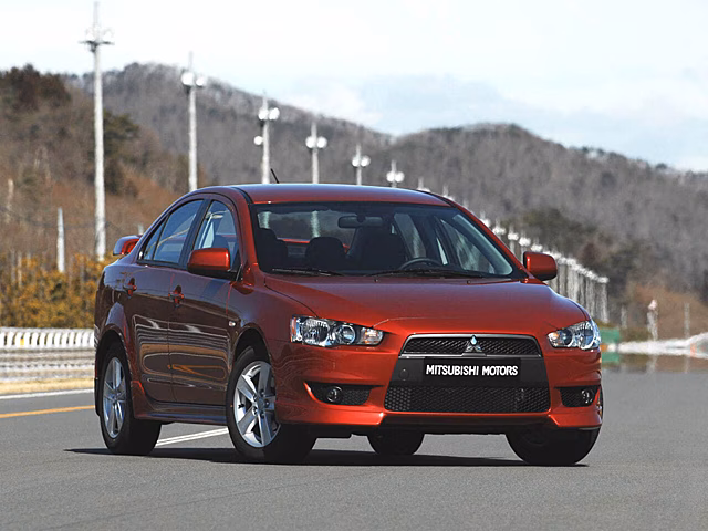 Эксперт предостерег от покупки подержанных Mitsubishi Lancer