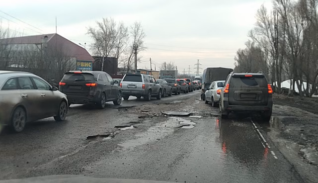 В Самаре начали делать ливневки на Ракитовском шоссе