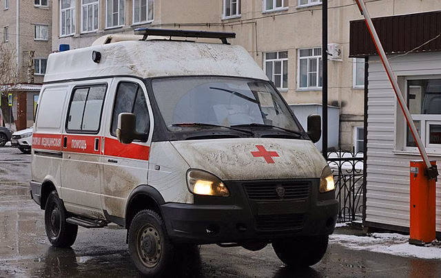 Россиянин угнал скорую помощь, приехавшую на вызов