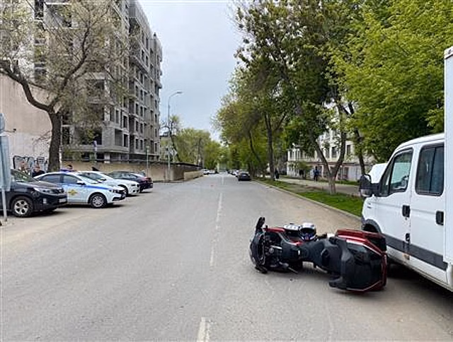 Мотоциклист попал в больницу после ДТП в центре Самары