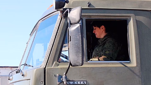 На Урале появились первые женщины-водители военных КамАЗов