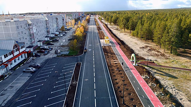 В Муравленко после капитального ремонта открыли проезд по улице 70 лет Октября. ВИДЕО