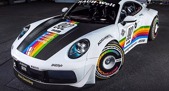 Посмотрите на шикарный тюнинг нового Porsche 911 с ретро-ливреей Apple Computer