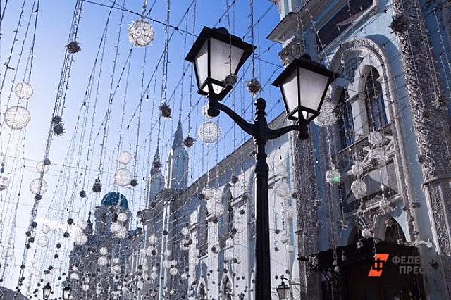 В центре Екатеринбурга заменят уличное освещение