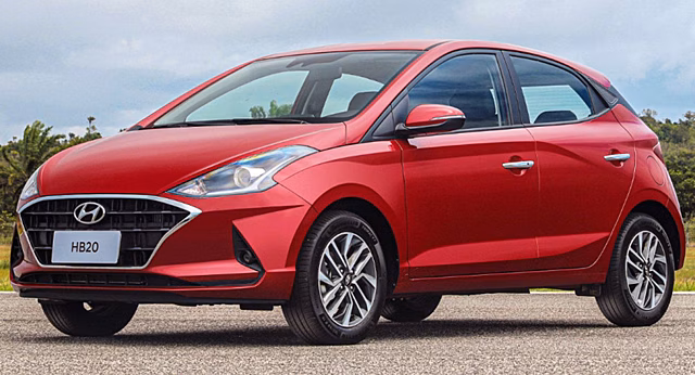 Недорогой хэтчбек и седан Hyundai HB20: второе поколение