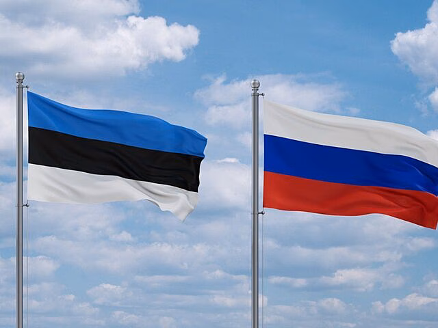 Власти Эстонии решили отказаться от проходящей через РФ дороги