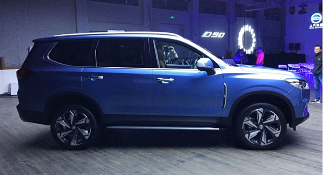 В Китае готовится к дебюту минивэн SAIC Maxus Mifa 9