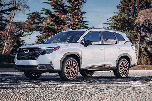 Новый Subaru Forester раскрыли до официальной премьеры