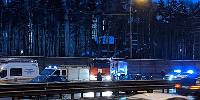 Движение на Новорижском шоссе восстановлено по двум полосам после ДТП