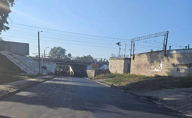 В Курске отремонтировали дорогу под мостами на ул.Станционная