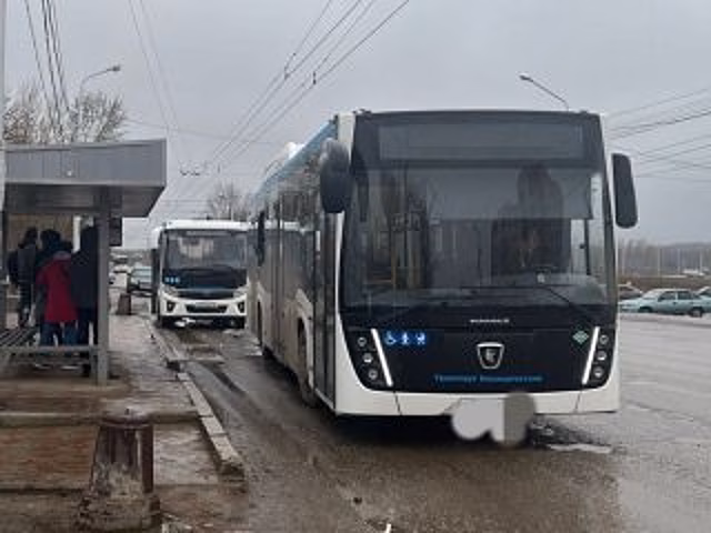 В Уфе столкнулись два автобуса почти со ста пассажирами