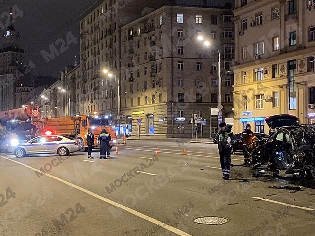 ТАСС: причиной ДТП в центре Москвы стало значительное превышение скорости