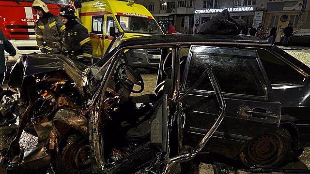 Мужчину госпитализировали после ДТП на ул. Ленинградского в Вологде