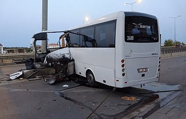 В больницах Антальи остаются семь пострадавших в ДТП с автобусом россиян