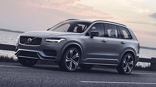 Volvo готовит к выходу флагманский кросс XC100